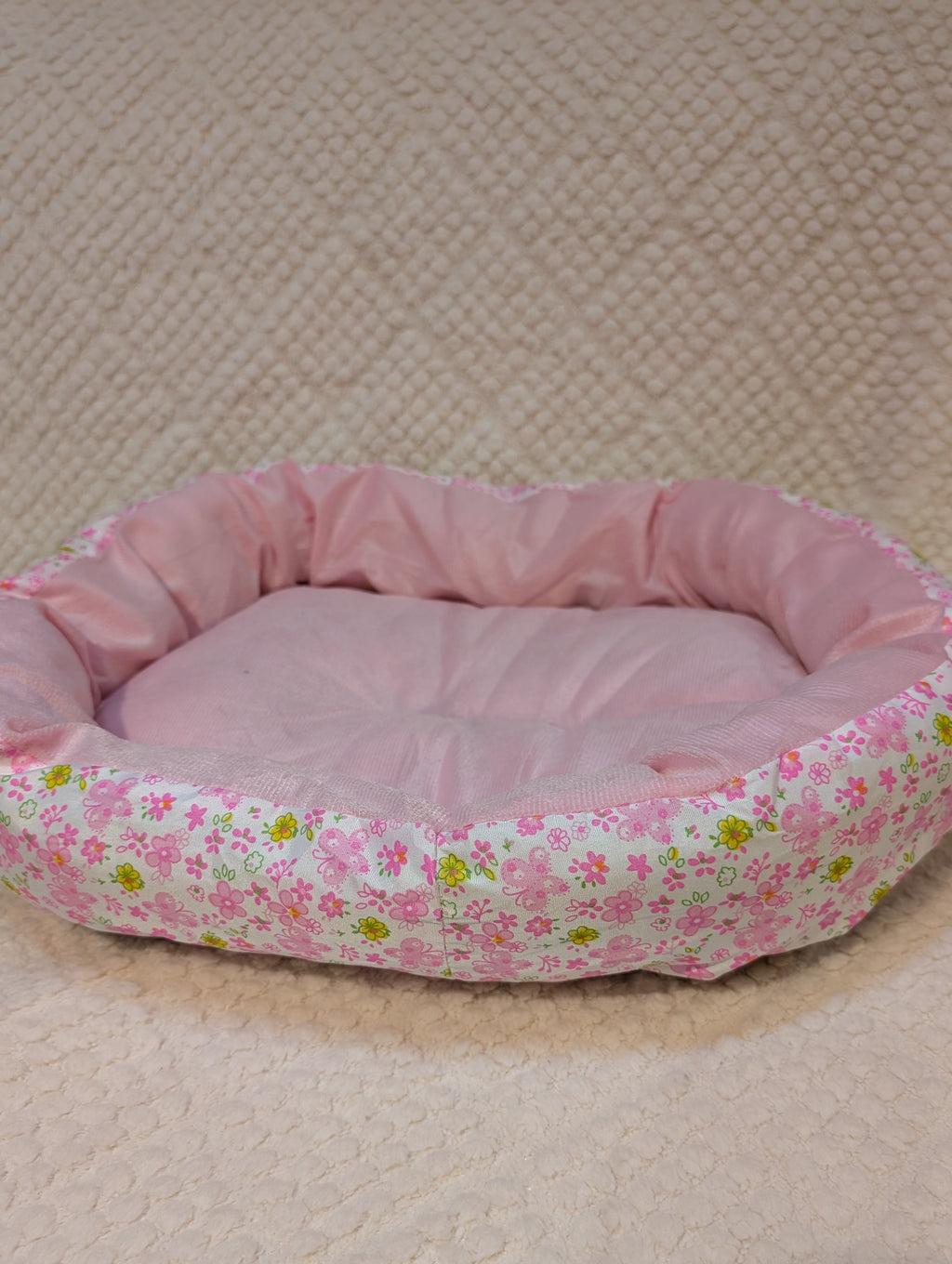 Cama flores rosas