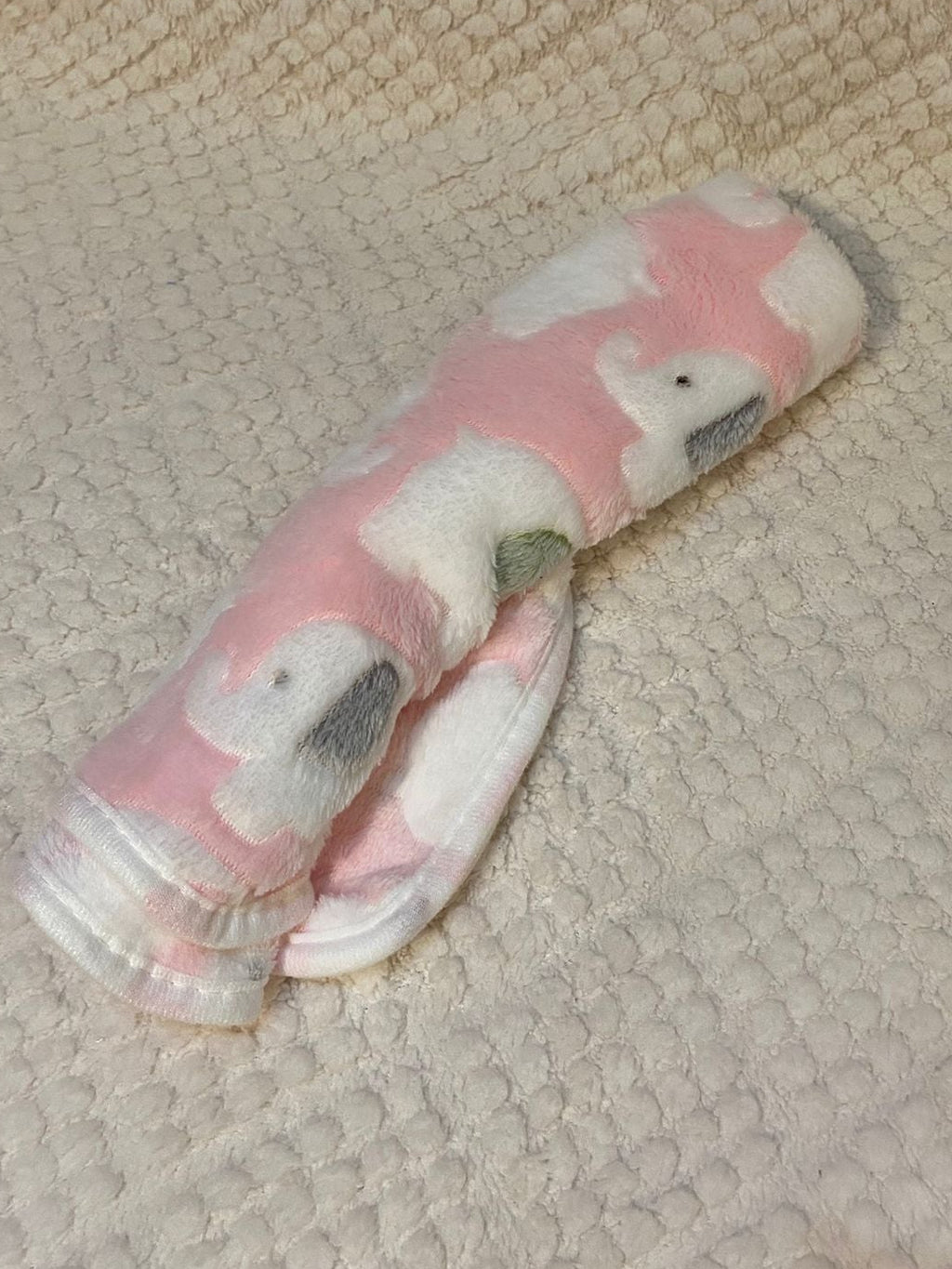 Manta elefante rosa